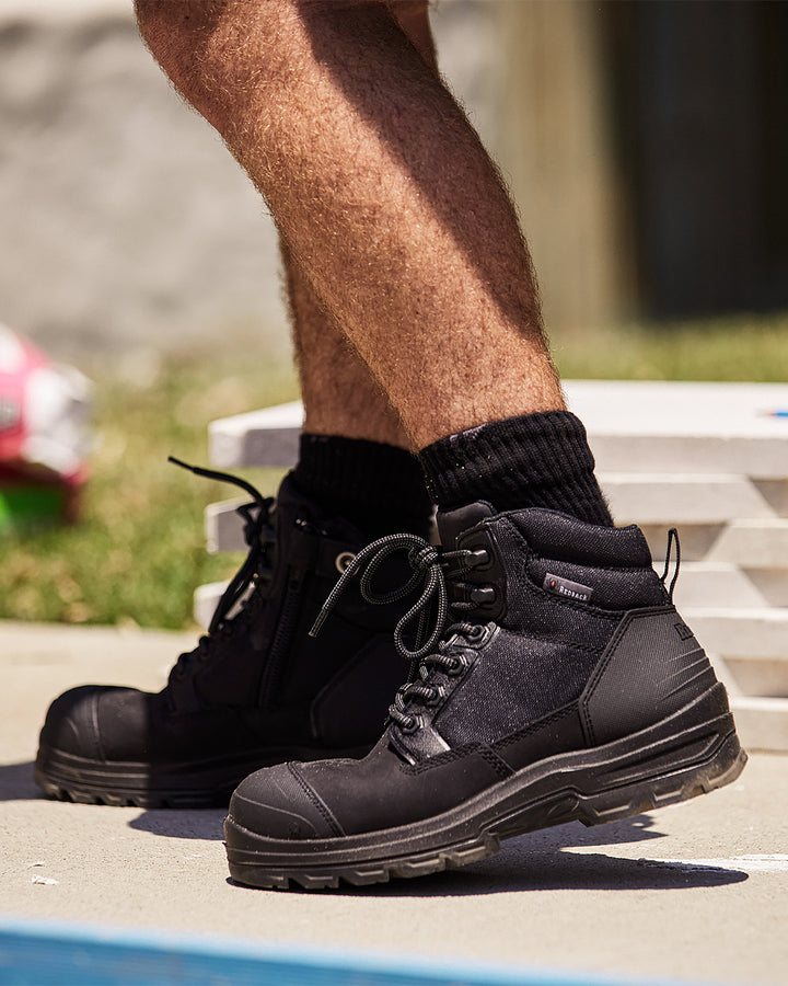 LYNX (Black)